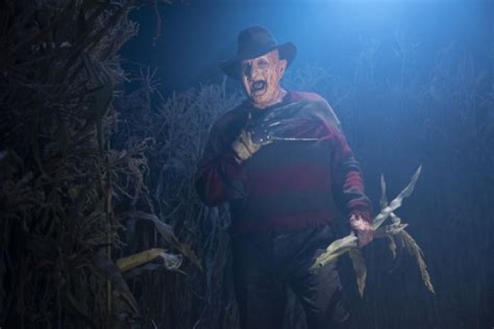 Freddy Krueger Pays The Goldbergs A Visit In New Halloween Episode Photos