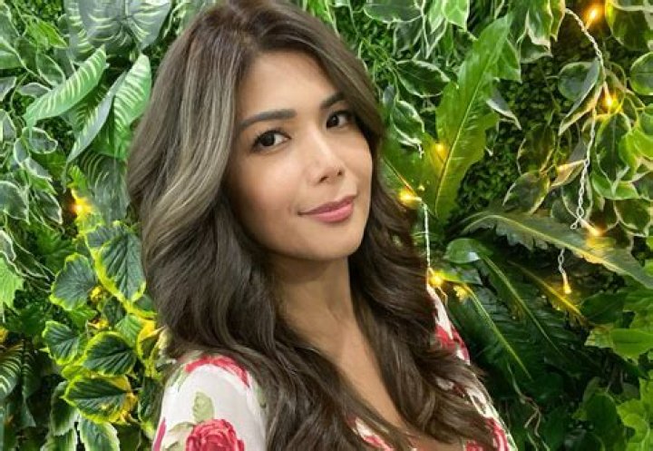 Geneva Cruz in Bathing Suit Says "Watch Me" — Celebwell