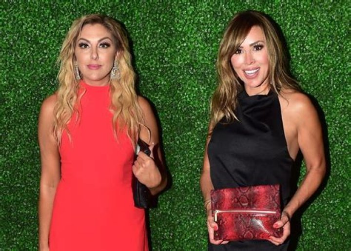 Gina Kirschenheiter Slams Vicki Gunvalson For Spreading Rumors About Kelly Dodd Despite Making Peace!
