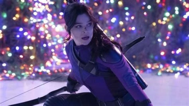 Hailee Steinfeld shares some harsh words of advice for Kate Bishop