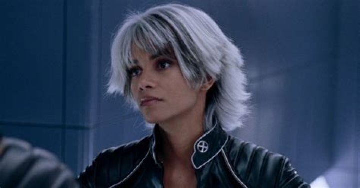 Halle Berry Shows Love To Drake After He Flaunted A Custom Bond Girl Jacket – Watch The Video