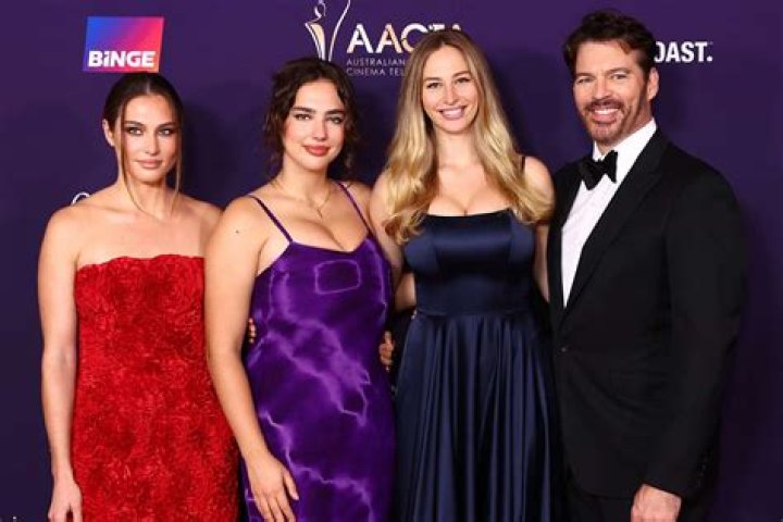Harry Connick Jr’s biography, fact, career, awards, net worth & life story