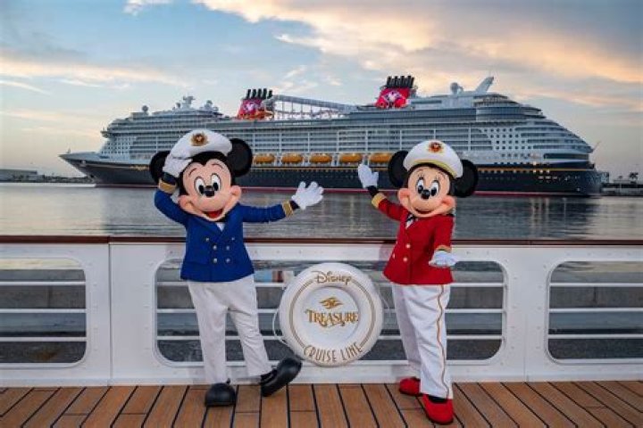 Has a Disney cruise ever crashed? – Celebrity
