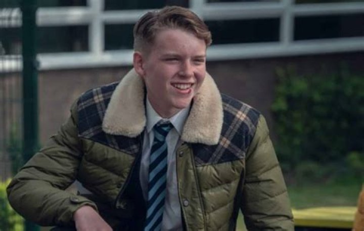 Heartstopper: Cormac Hyde-Corrin Age And Wikipedia Details- His Net Worth Revealed