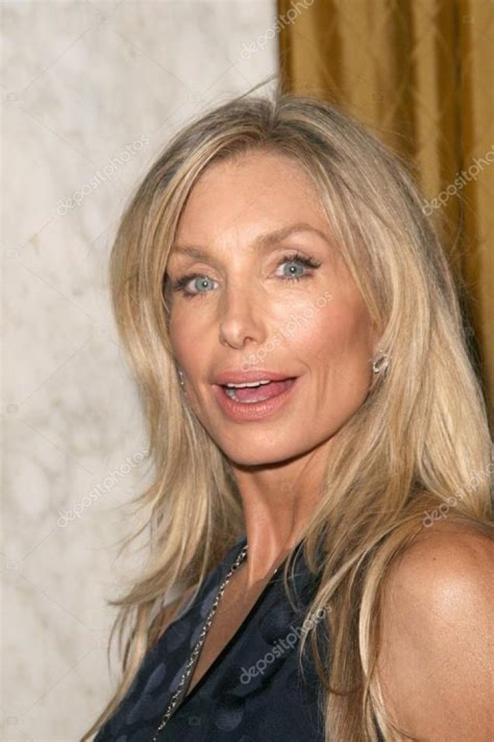 Heather Thomas Biography - Facts, Childhood, Family Life & Achievements