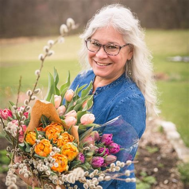 Heidi Flowers – Lexington, TN