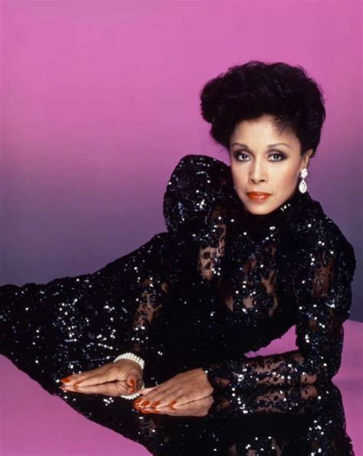 How did Diahann Carroll die?