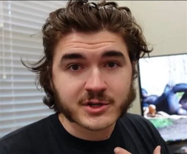 How Did Jschlatt Die? Youtuber and Twitch Streamer Jschlatt Age, Real Name, Birthday