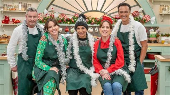 How do the British say Merry Christmas? – Celebrity