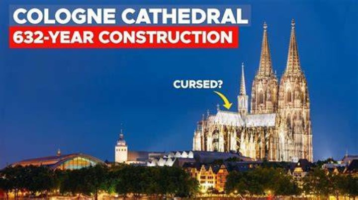 How long did it take to build versailles