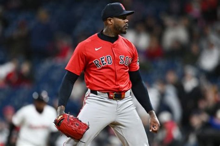 How many blown saves does Aroldis Chapman have in his career?