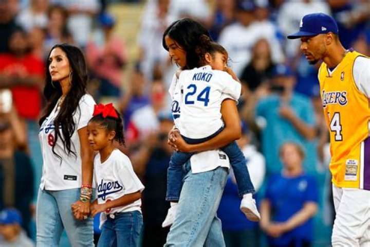 How many children does Vanessa Bryant have with Kobe Bryant?