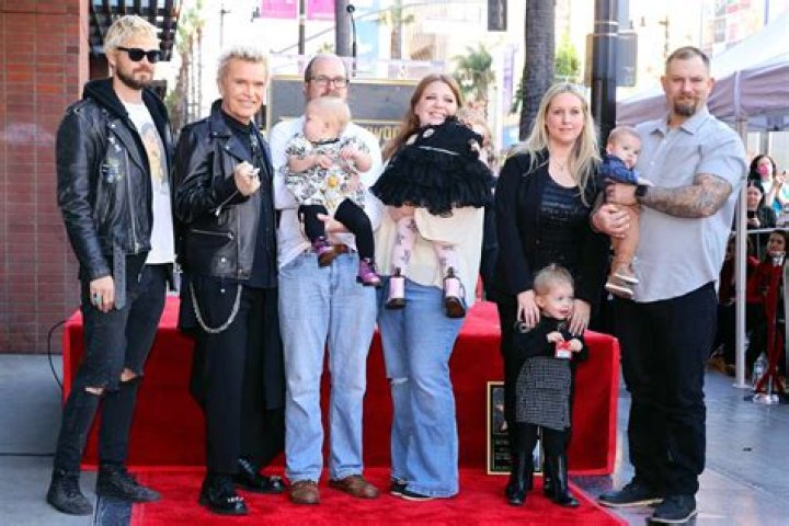 How Many Grandkids Do The Bates Have Now? – Celebrity