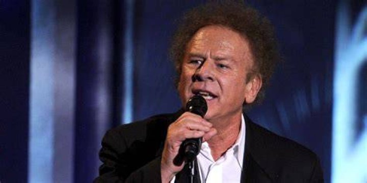 How Much Money Does Art Garfunkel Make? Latest Art Garfunkel Net Worth Income Salary
