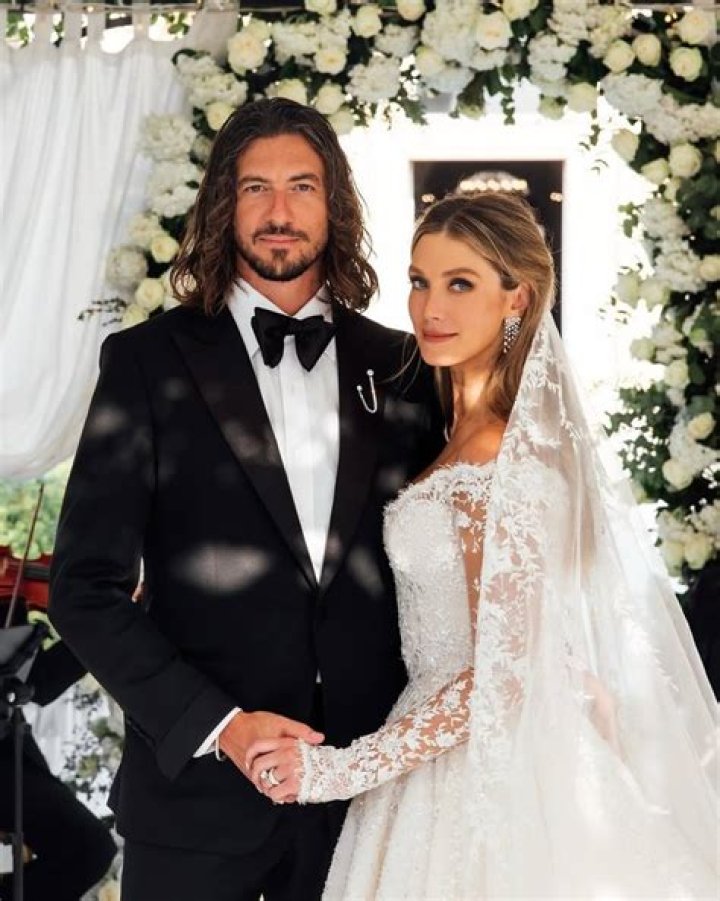 
How Much Money Does Delta Goodrem Make? Latest Income Salary
