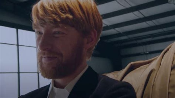 
How Much Money Does Domhnall Gleeson Make? Latest Income Salary
