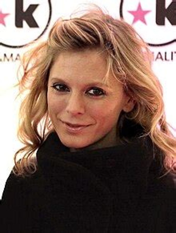 
How Much Money Does Emilia Fox Make? Latest Income Salary
