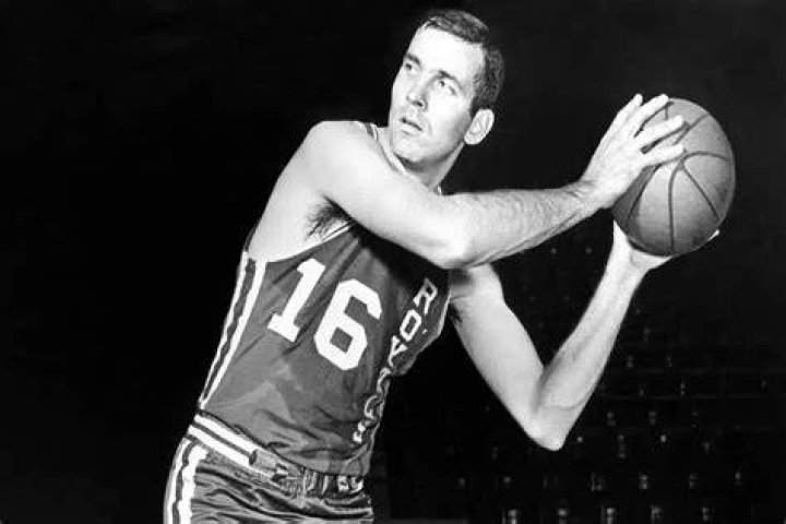 How Much Money Does Jerry Lucas Make? Latest Jerry Lucas Net Worth Income Salary