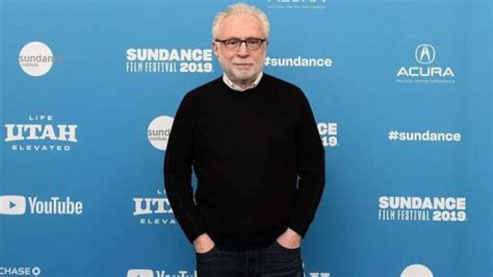 
How Much Money Does Wolf Blitzer Make? Latest Income Salary
