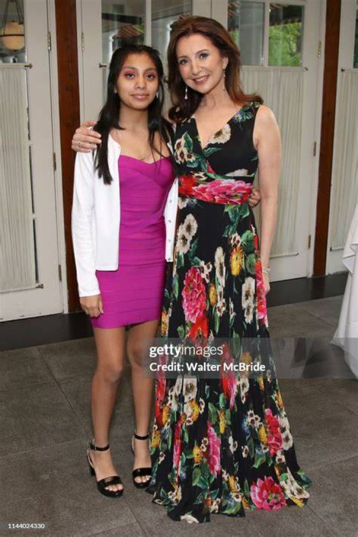 How Old Is Darmia Hope Elliott? Everything To Know About Donna Murphy Daughter