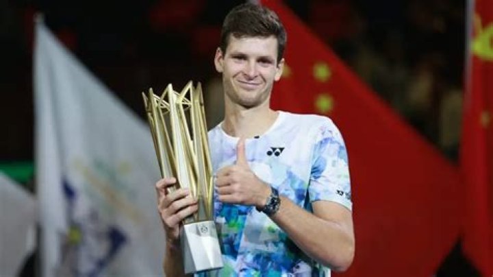 Hubert Hurkacz age, height, nationality, coach, ranking, titles, Instagram, prize money, net worth