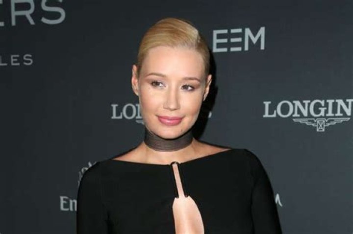 Iggy Azalea Deletes Social Media Accounts Following The Leaked Nudes