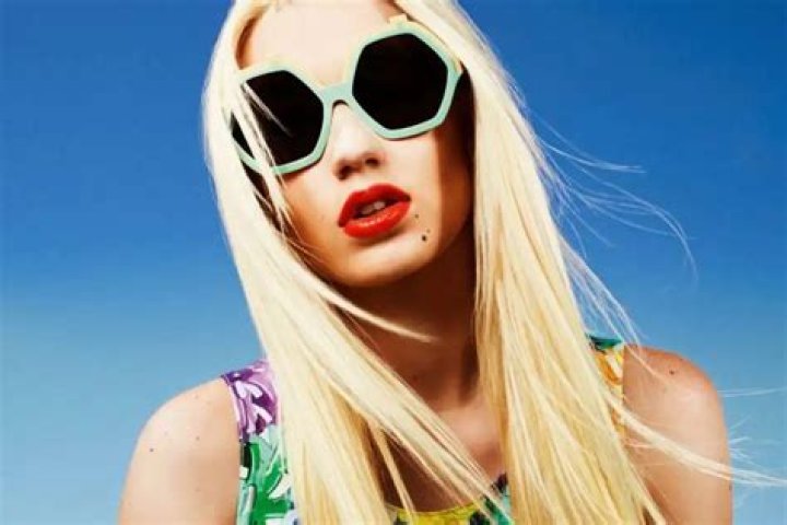 Iggy Azalea Steps Out In Public For The First Time Since Secretly Giving Birth