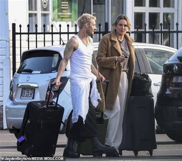 Is Daniel Johns Gay? Illness Partner And Married Life