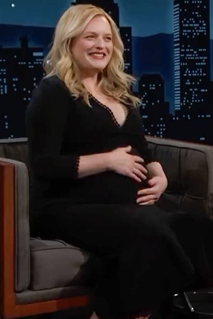 Is Elisabeth Moss pregnant? Answered