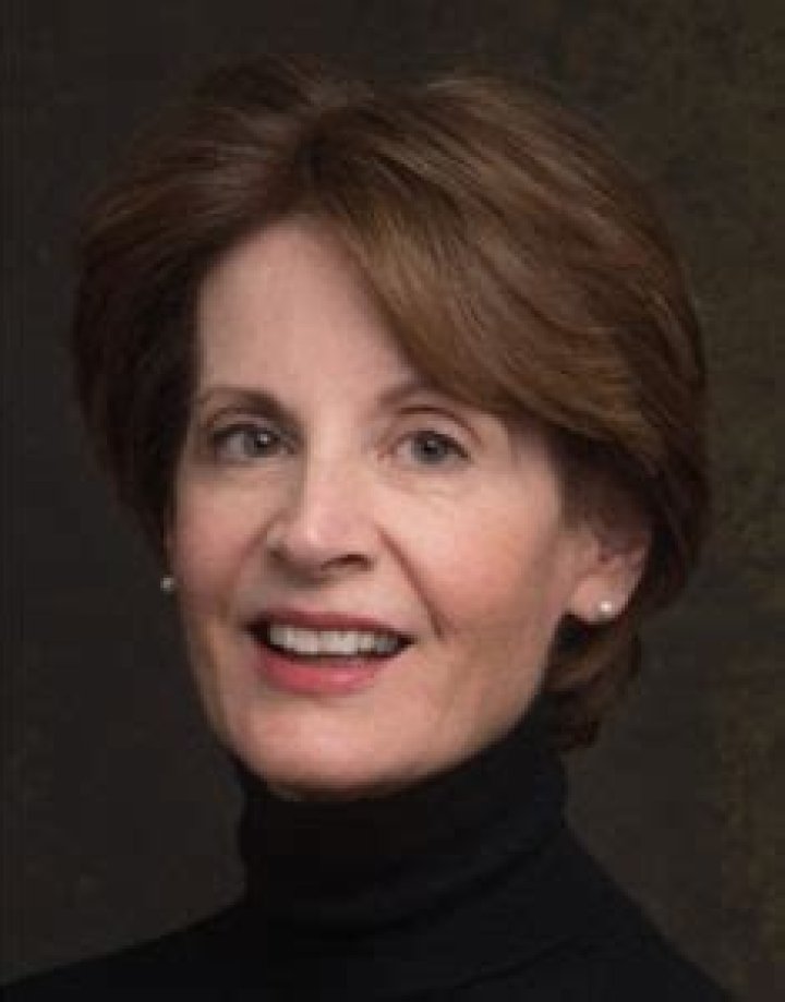 Is Joan Biskupic Married? Bio, Age, Family, Daughter, Supreme Court, CNN
