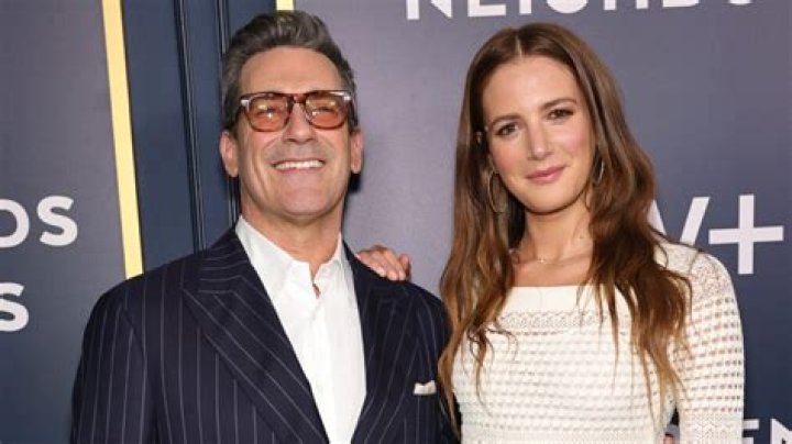 Is Jon Hamm currently in a relationship? Who is his girlfriend Anna Osceola?
