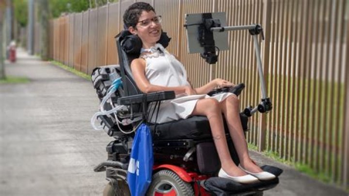Is Madison Cawthorn in a wheelchair? Is he paralyzed or disabled?