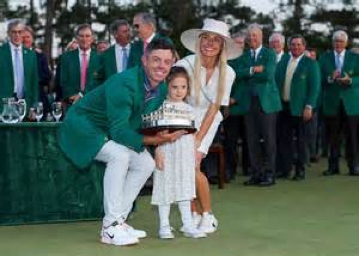 Is Rory Sabbatini wife Tina his caddie?