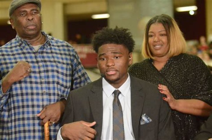 Isaiah Buggs Girlfriend And Salary: 10 Facts To Know