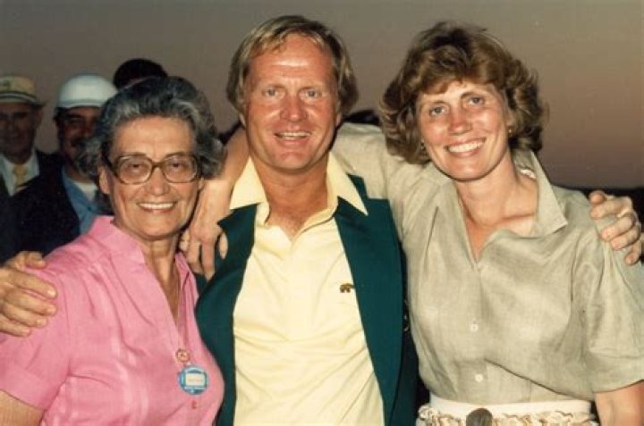 Jack Nicklaus siblings: Barnable Nicklaus, Marilyn Hutchinson