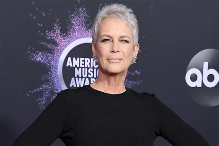 Jamie Lee Curtis Talks About Staying Sober For Over 2 Decades And Winning The Battle With Addiction