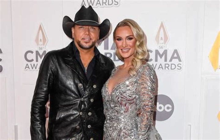 Jason Aldean Bio, Net Worth, Wife, Age, Facts, Family, Award, Career
