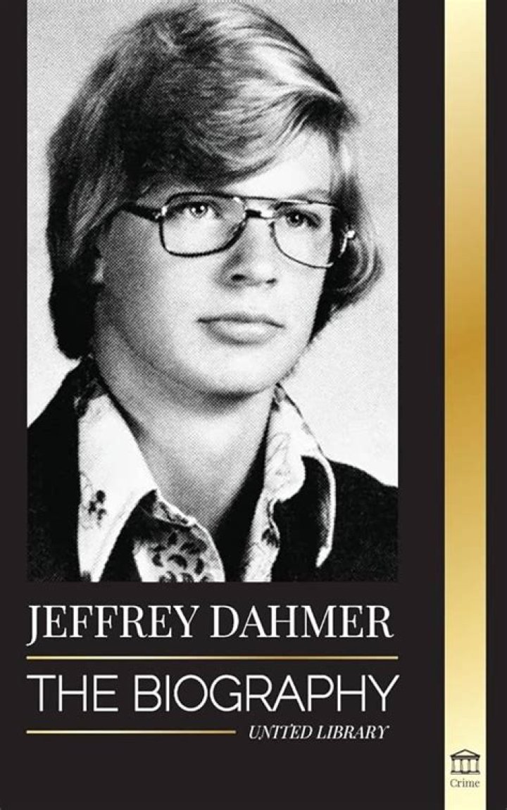 Jeffrey Dahmer Biography - Facts, Childhood, Family Life & Achievements