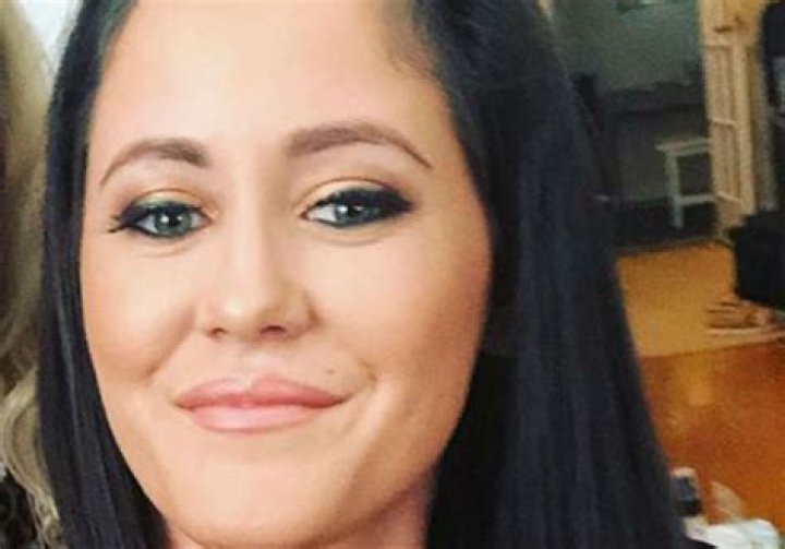 Jenelle Evans’ Cosmetics Line Has Turned Into An Epic Disaster