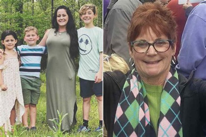 Jenelle Evans Reposts Throwback Family Pic After Losing Custody Of Her Kids