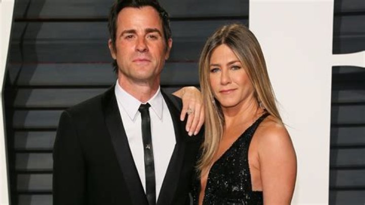 Jennifer Aniston And Justin Theroux Briefly Reunite Over Death Of Dog — Was There More To This?