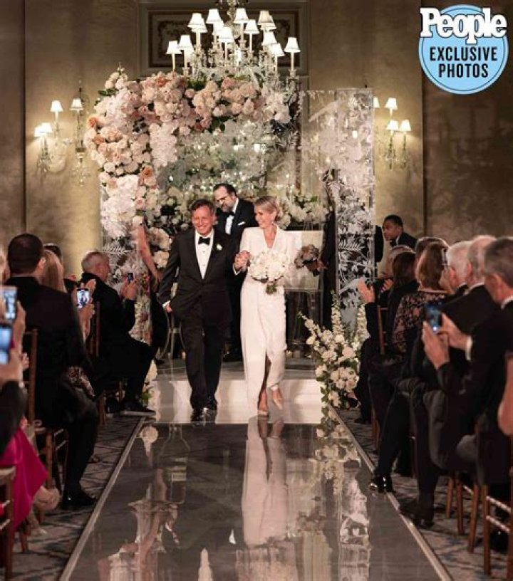 Jennifer Lopez Admits She’s ‘A Little Heartbroken’ About Delaying Her Wedding With Alex Rodriguez