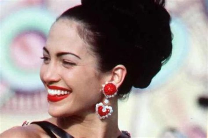 Jennifer Lopez Pays Emotional Tribute To Selena Quintanilla 23 Years After Portraying Her In Biopic