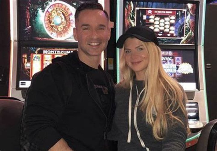 Jersey Shore – Mike & Lauren Sorrentino Reveal They Suffered ‘Heart-Wrenching’ Miscarriage After His Release From Prison