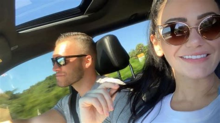 Jersey Shore Star JWoww’s New Boyfriend Accused Of Being A Liar Who Is Using Her For Fame!