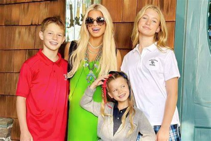 Jessica Simpson and her family went on a spring vacation to Mexico