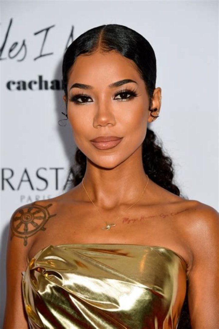 Jhené Aiko in Bathing Suit Shares a Rare Selfie — Celebwell
