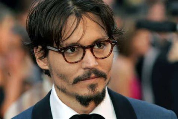 Johnny Depp Jokingly Says He’ll ‘Drown’ And ‘Burn’ Amber Heard In 2013 Text Messages To Paul Bettany