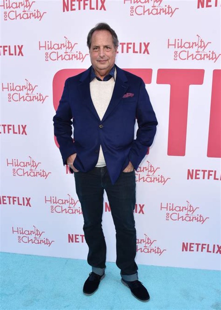 Jon Lovitz’s Net Worth, Age, Height, Weight, Girlfriend, Dating, Bio-Wiki