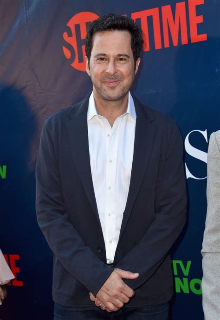 Jonathan Silverman Height, Weight, Net Worth, Age, Birthday, Wikipedia, Who, Nationality, Biography